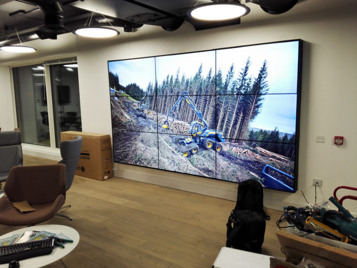 Video Wall installations, LED Panels, Samsung, LG, bTech, London
