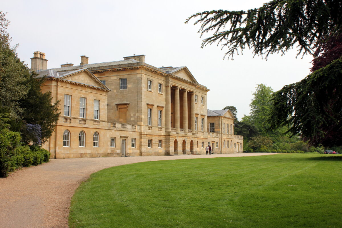 Basildon Park, Berkshire, PA system, wireless microphones, speakers, event, marquee, large audience, handheld microphones, National trust, AV, audio visual, AVE Services