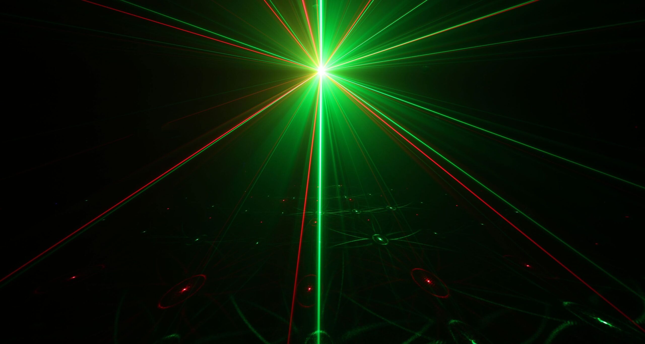 Equinox Gigabar FX1 – All-in-One Party & Event Lighting Hire - Image 5